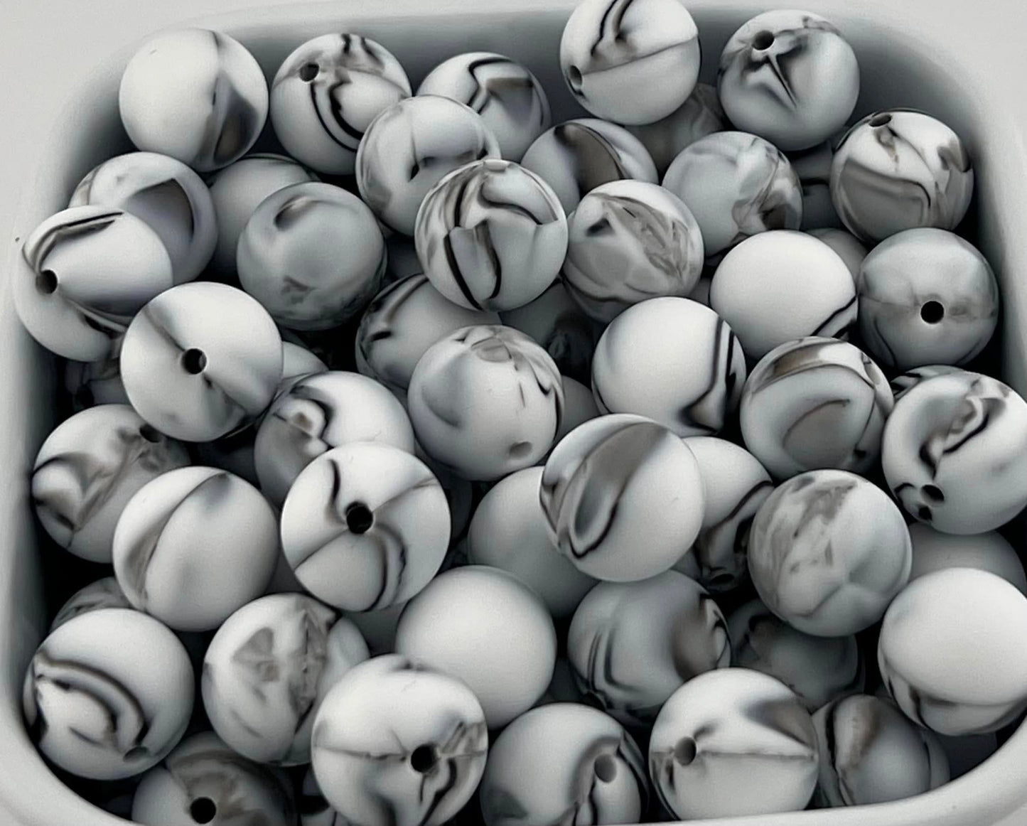 Pack of 100 15mm Intense Marble Solid Silicone Beads