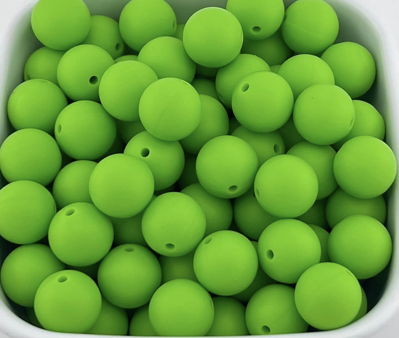 Pack of 100 15mm Lime Solid Silicone Beads
