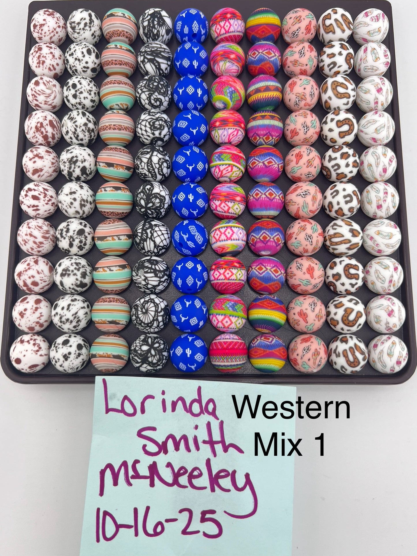 Set of 100 15mm Silicone Western Mix 1 Prints Bead set
