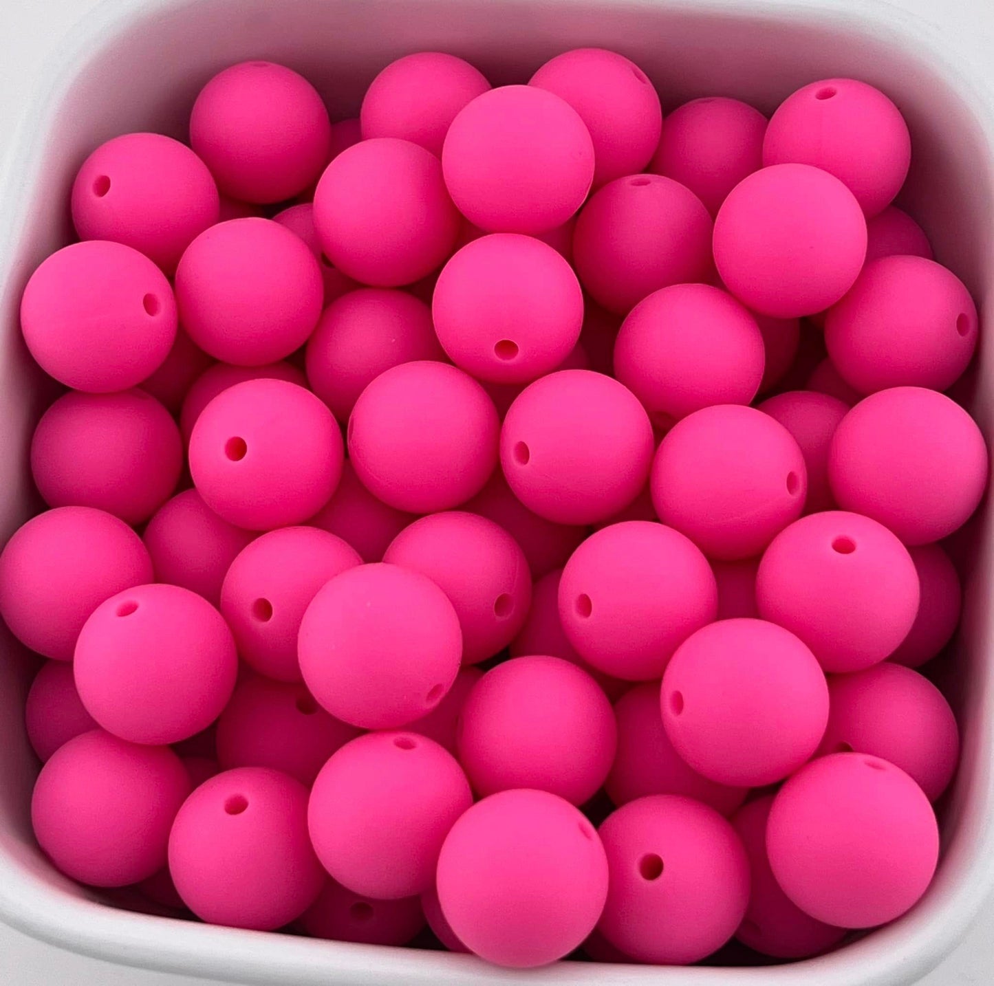 Pack of 100 15mm Macaroon Pink Solid Silicone Beads