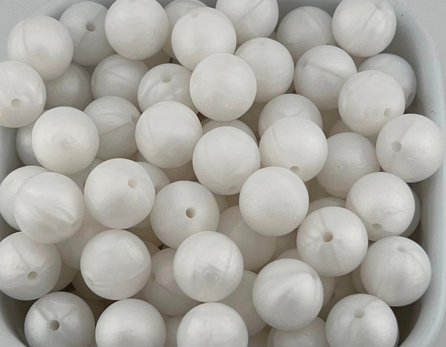 Pack of 100 15mm Pearl White Solid Silicone Beads