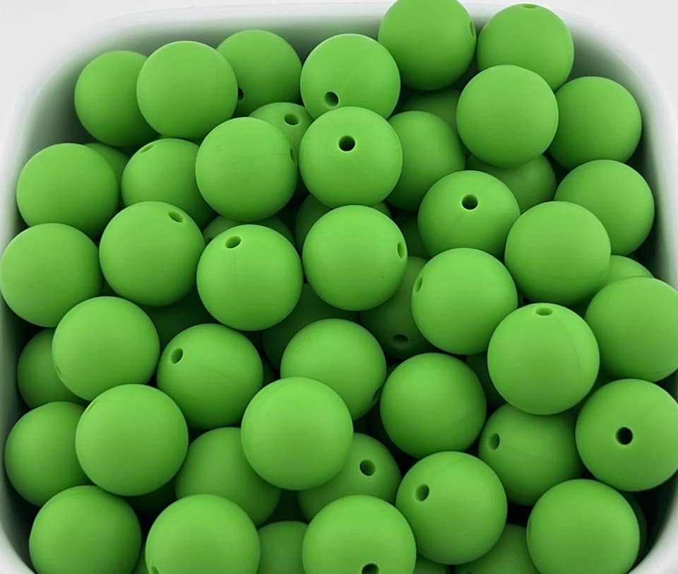 Pack of 100 15mm Summer Green Solid Silicone Beads