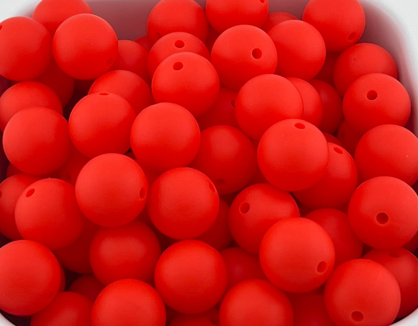 Pack of 100 15mm Bright Red Solid Silicone Beads