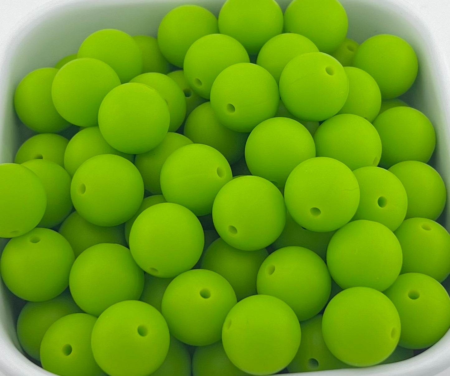 Pack of 100 15mm Mean Green Solid Silicone Beads