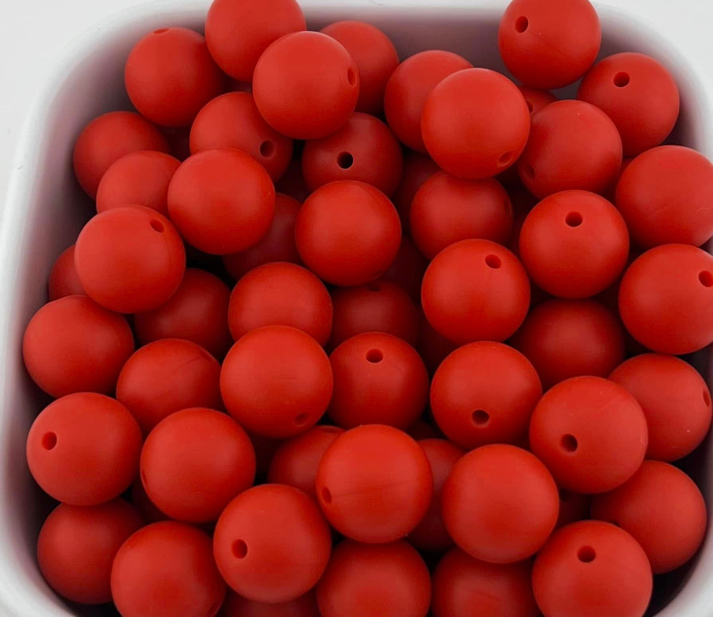 Pack of 100 15mm Mandarine Solid Silicone Beads