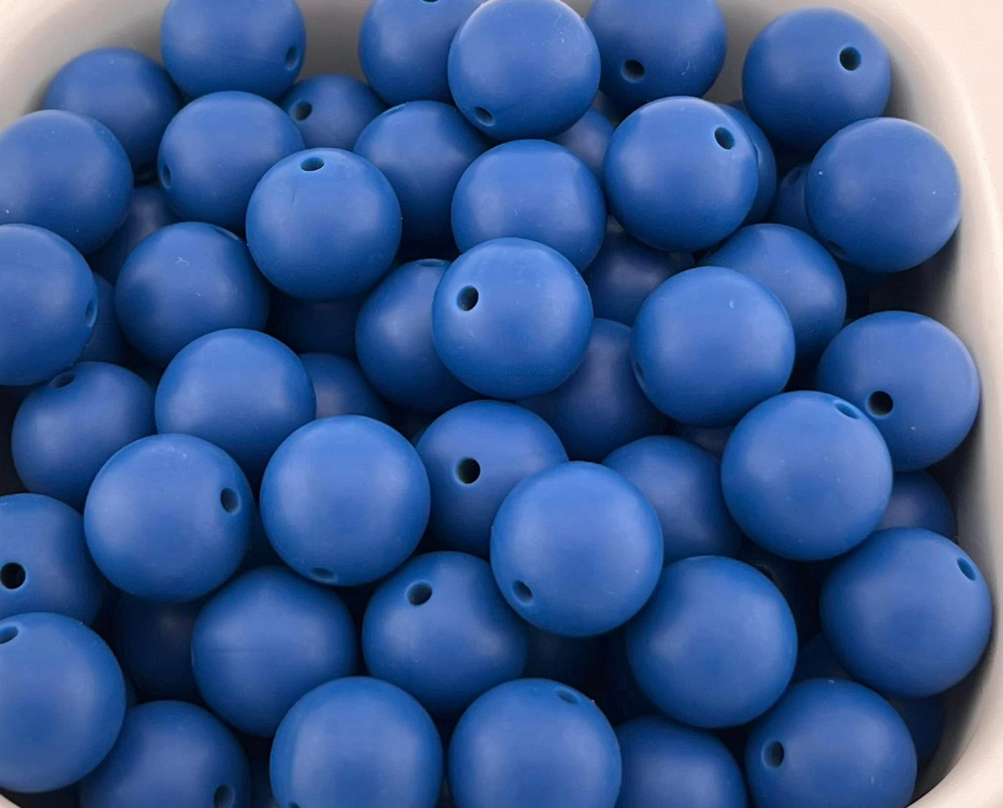 Pack of 100 15mm Dress Blues Solid Silicone Beads