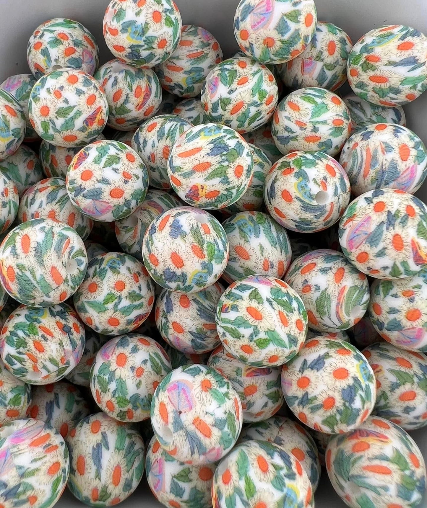 pack of 75 15MM Daisies and Butterflies beads
