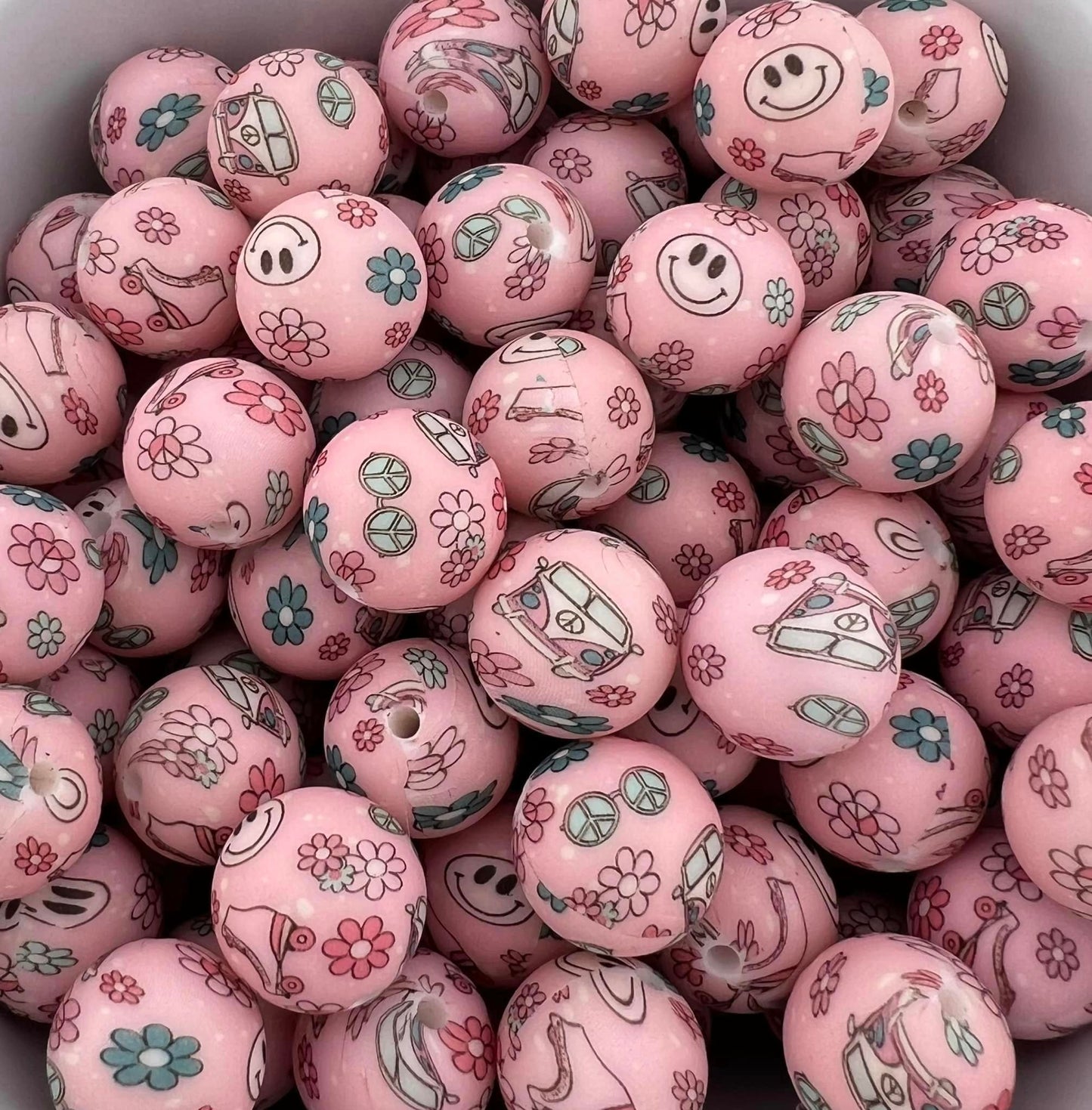 Pack of 100 15MM Hippie at Heart beads
