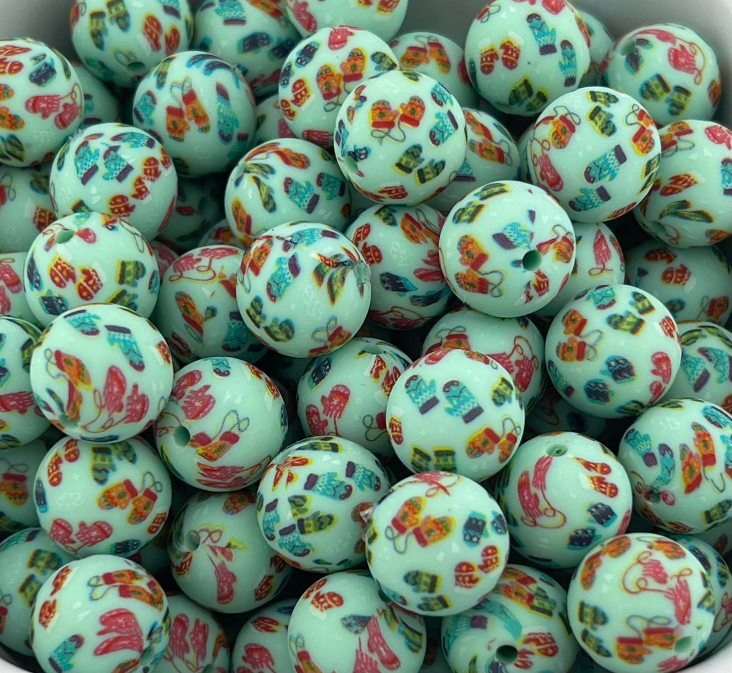 Pack of 100 15MM Mittens beads
