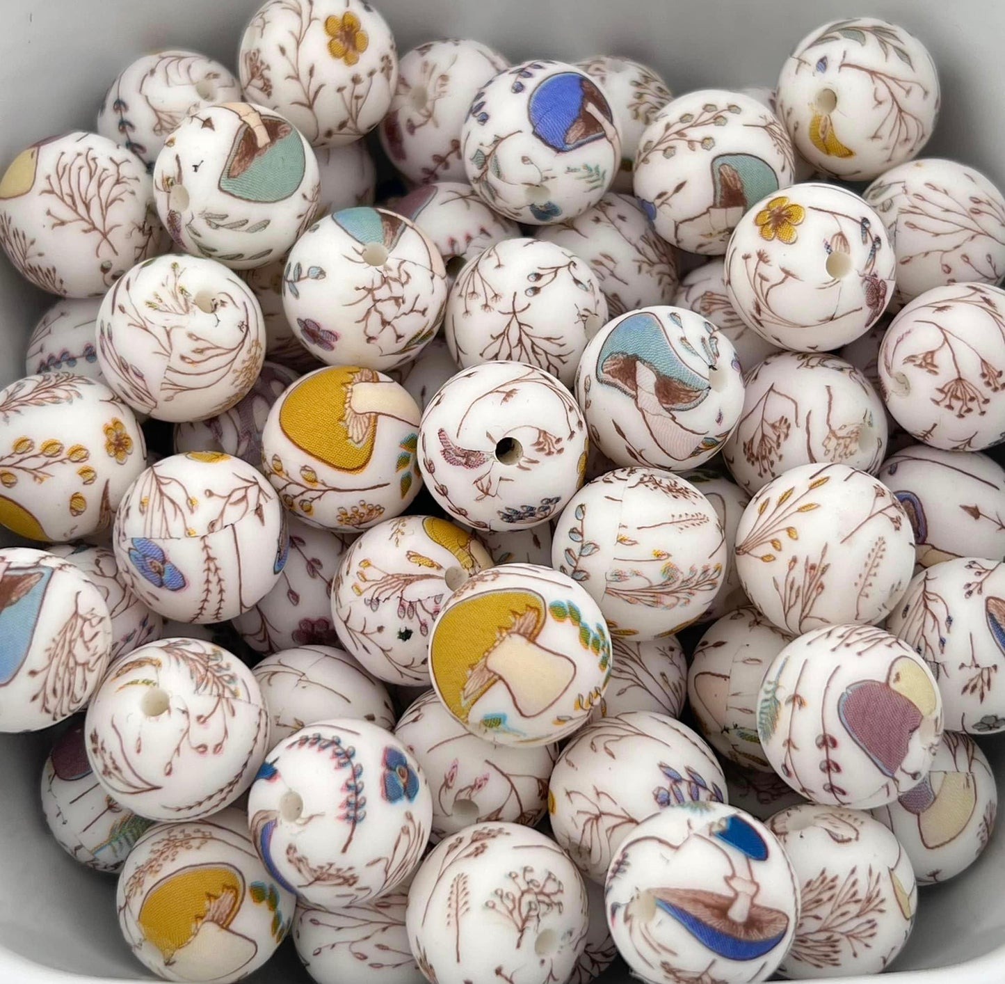 Pack of 50 15MM Mushroom and Floral beads