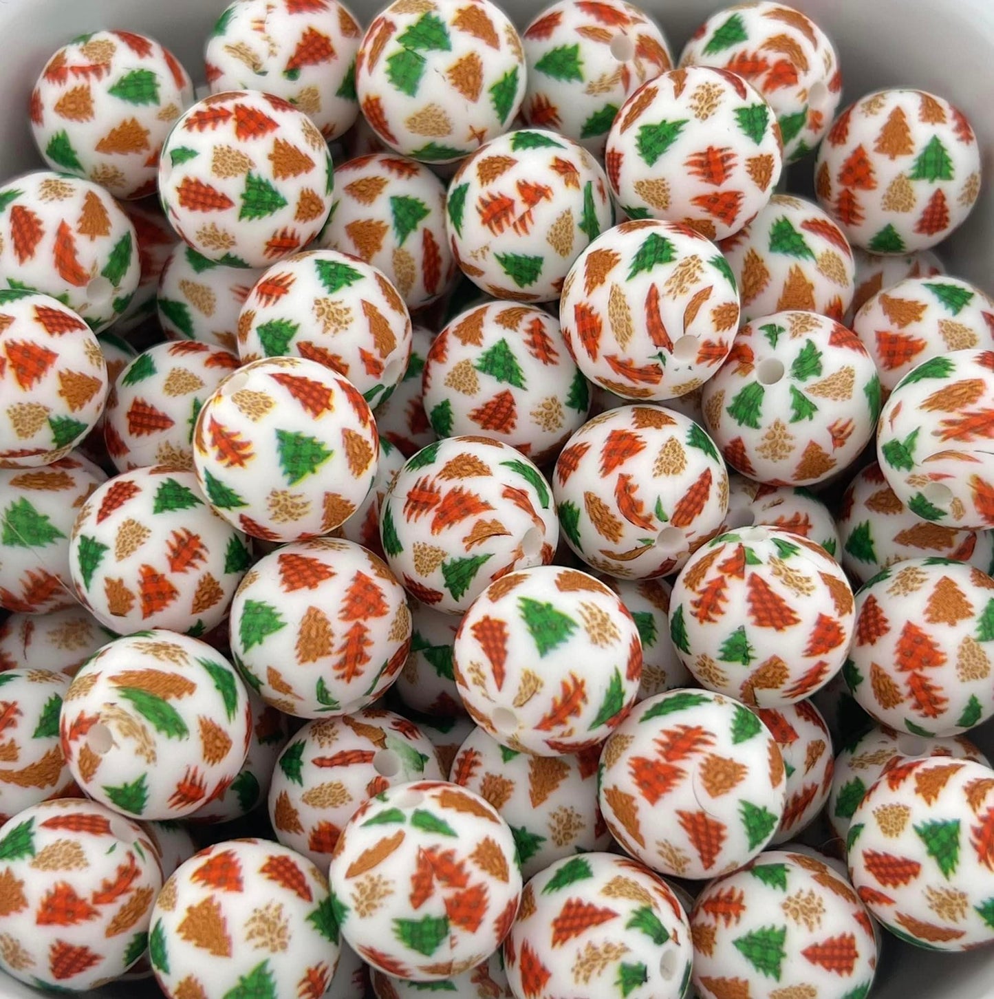 Pack of 100 15MM Patterned Trees beads