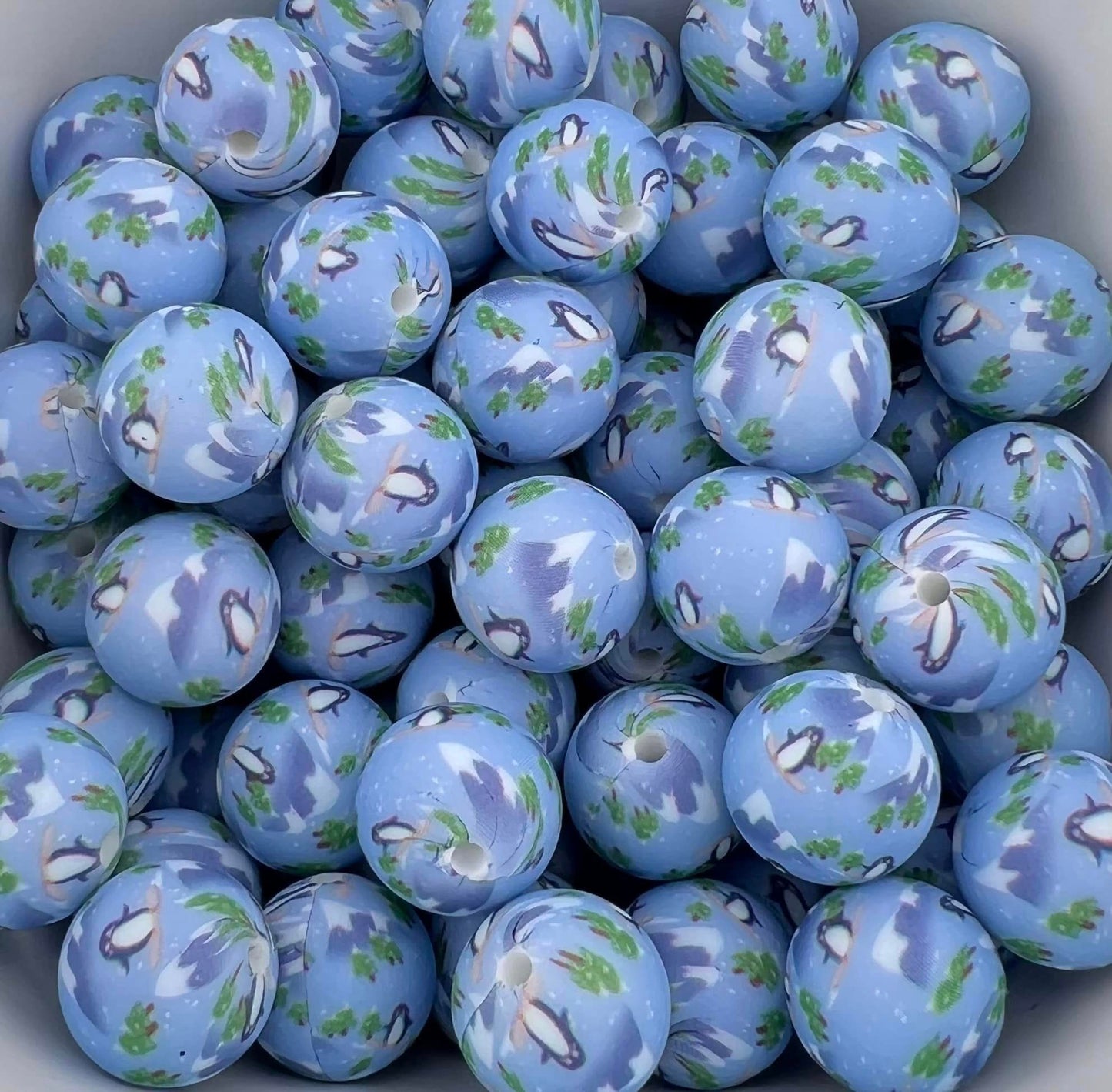 Pack of 60 15MM Penguins beads