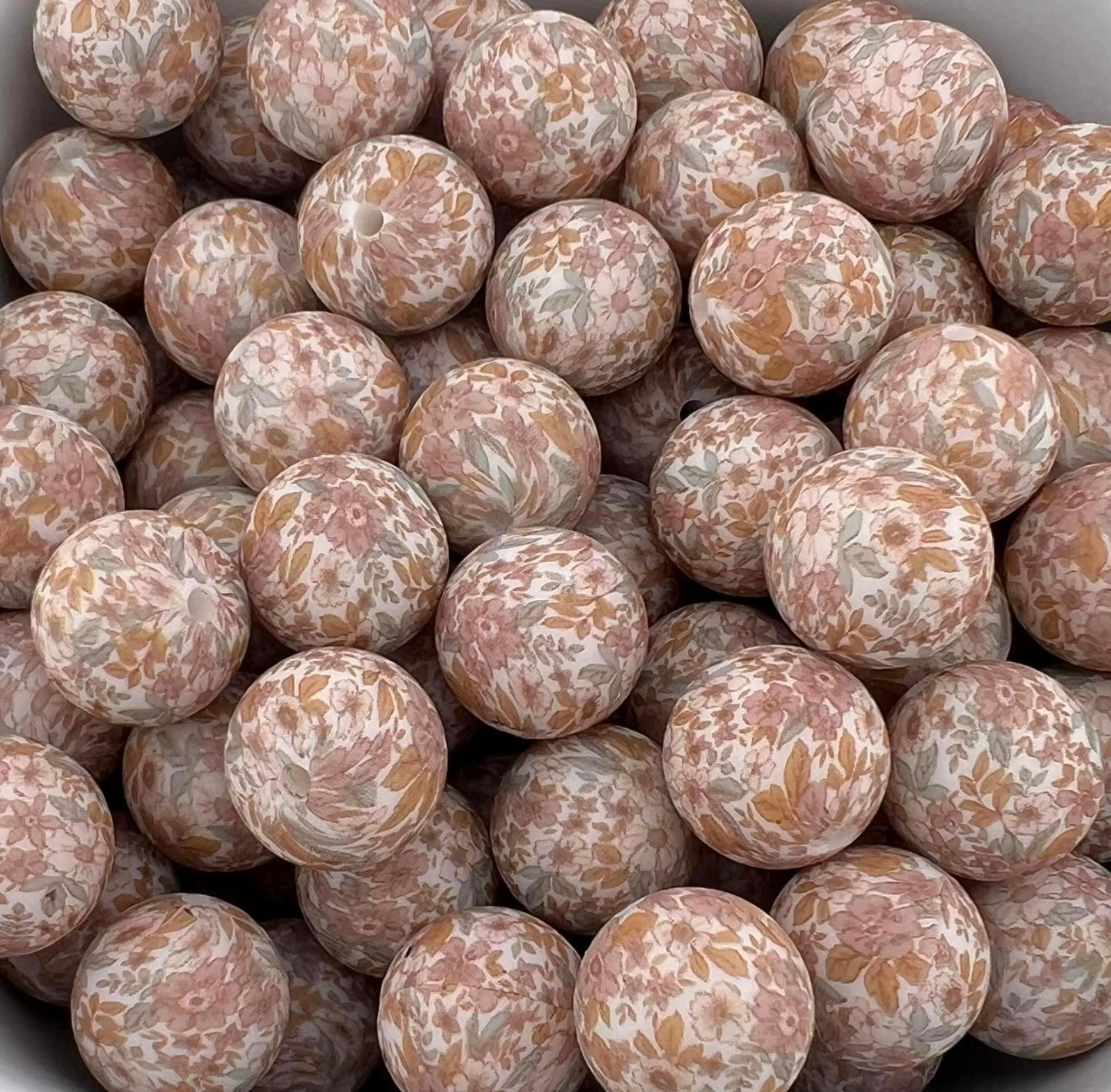 Pack of 100 15MM Prairie Floral beads