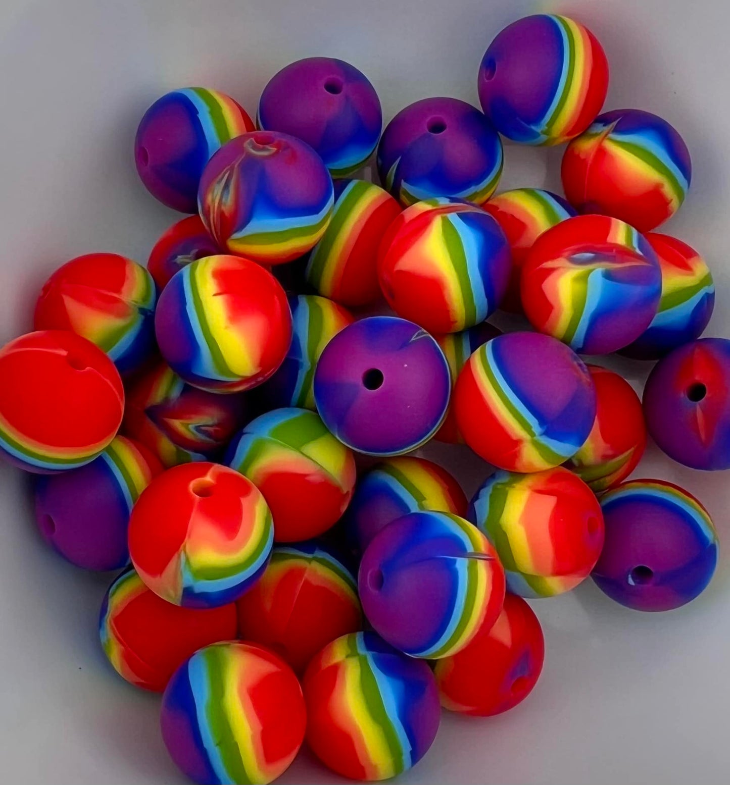 Pack of 20 15MM Rainbow Tie Dye beads