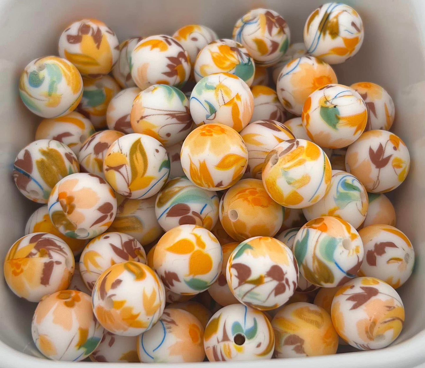 Pack of 50 15MM Wispy Floral beads