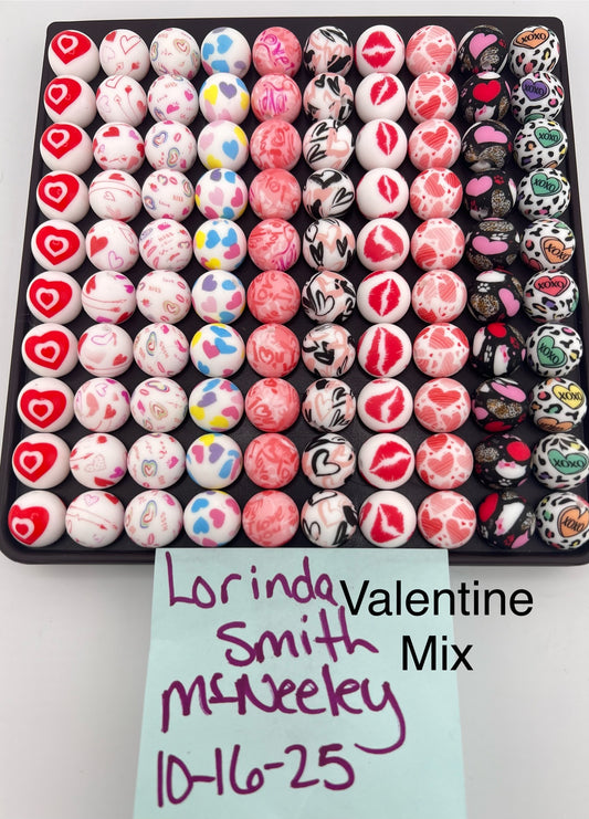 Set of 100 15mm Silicone Valentine Prints Bead set
