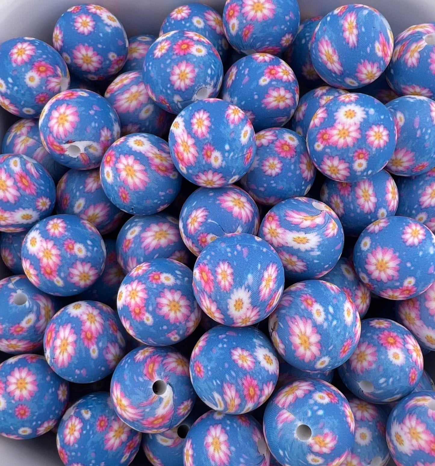 Pack of 100 beads 15MM Pink Floral On Blue