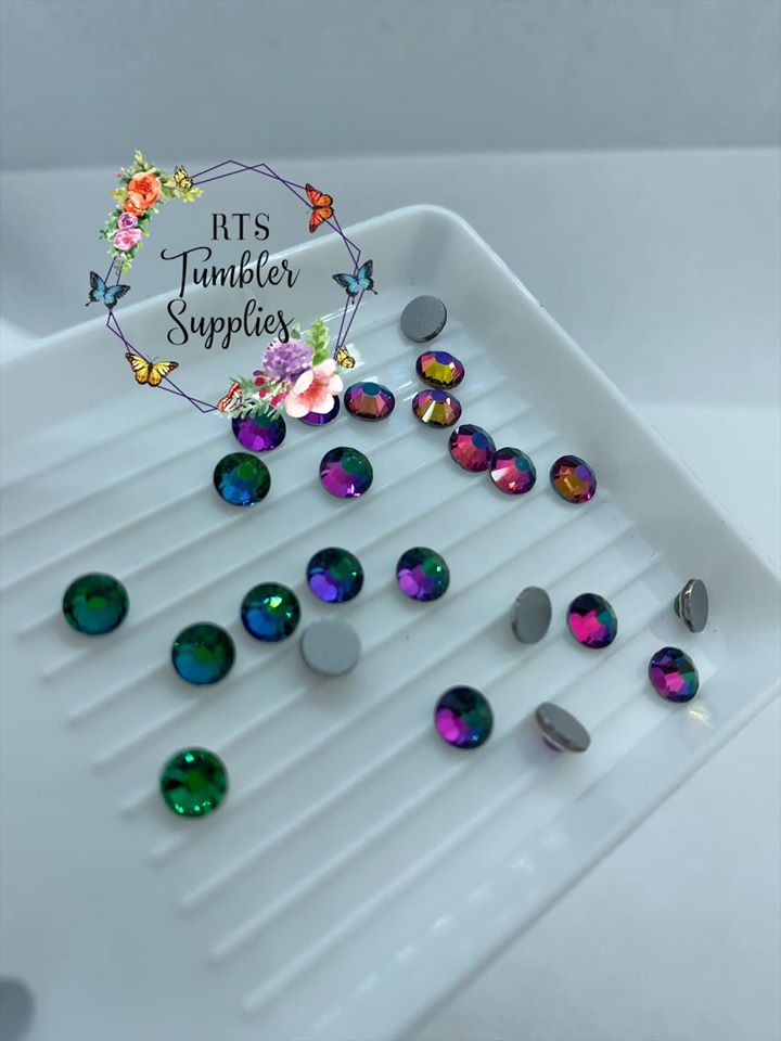 GREEN VOLCANO (GREEN CHAMELEON/FLARE) GLASS RHINESTONES