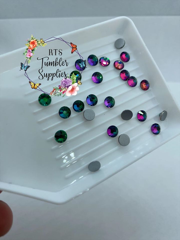 GREEN VOLCANO (GREEN CHAMELEON/FLARE) GLASS RHINESTONES