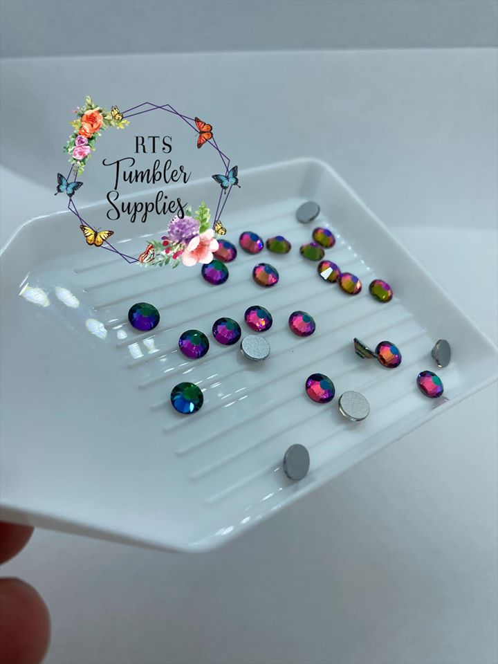 GREEN VOLCANO (GREEN CHAMELEON/FLARE) GLASS RHINESTONES